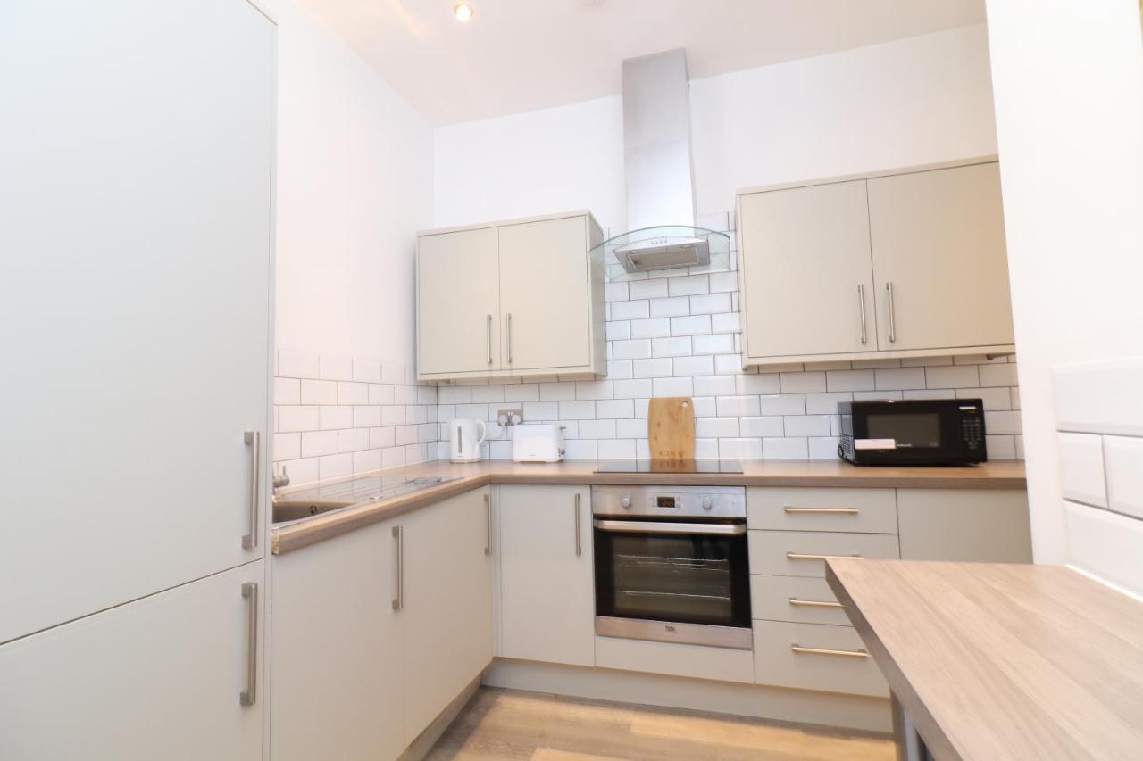 Hope House Apartments Честер Экстерьер фото