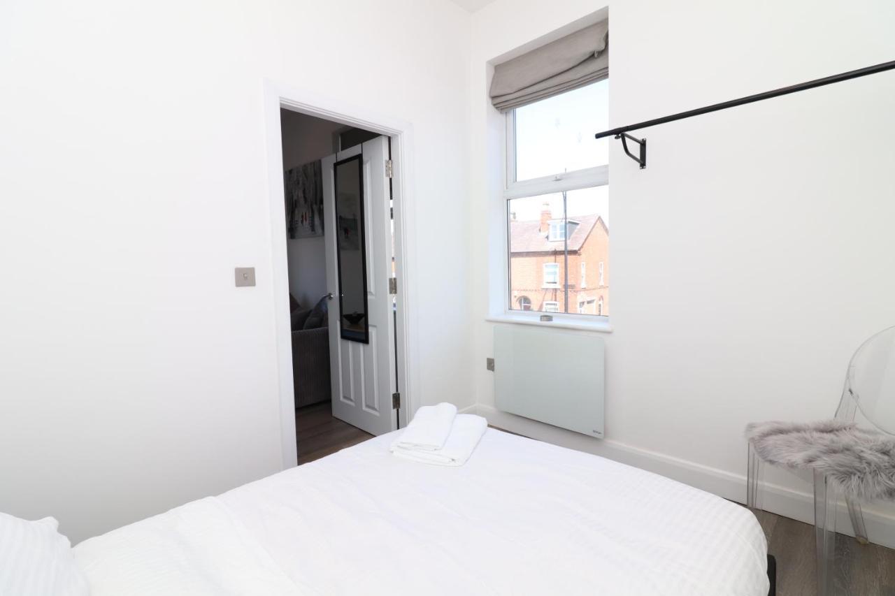Hope House Apartments Честер Экстерьер фото
