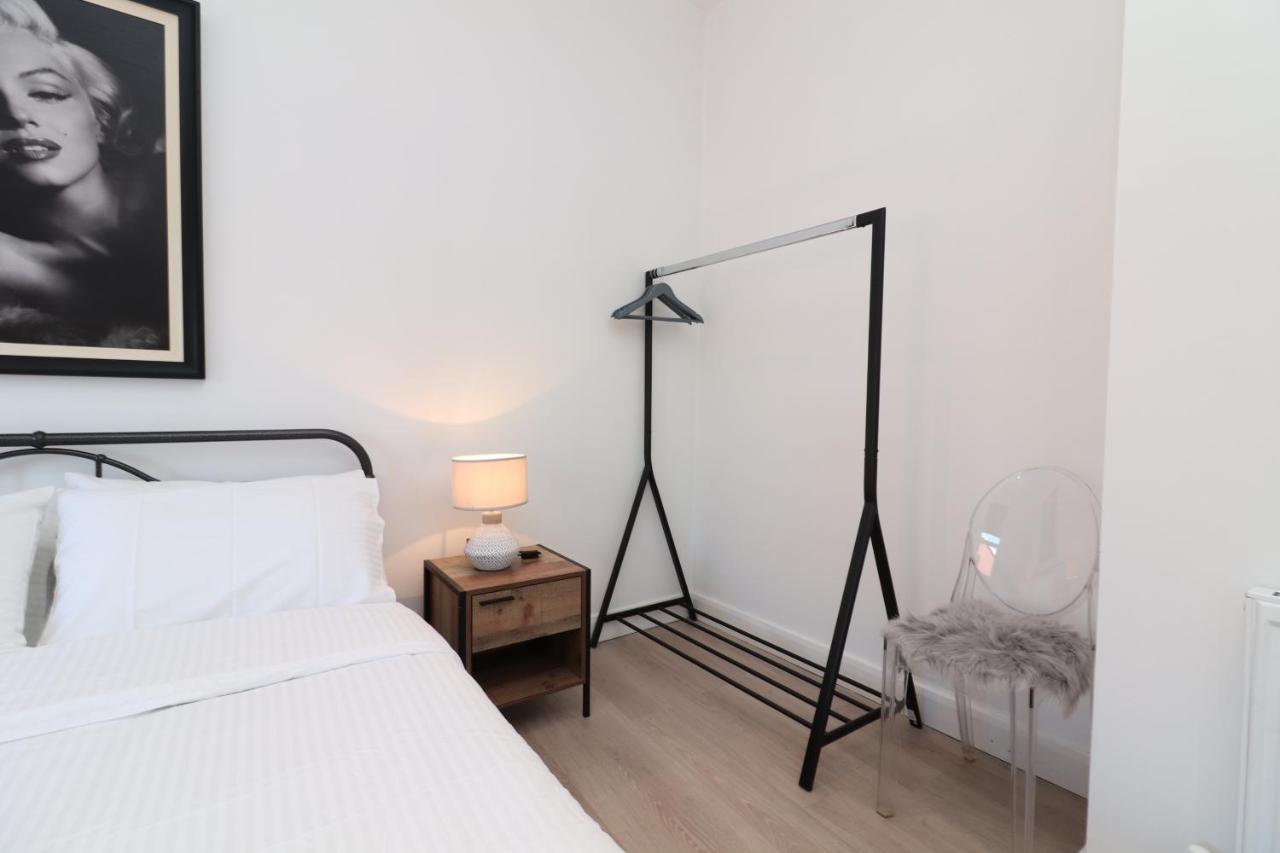 Hope House Apartments Честер Экстерьер фото